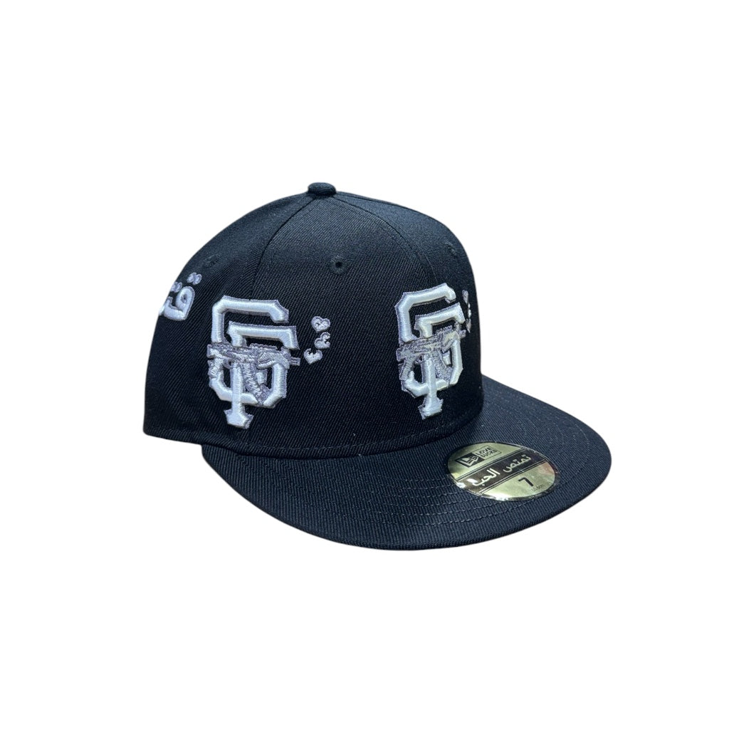 LOVE SUCKS BARBWIRE FITTED CAP in Black