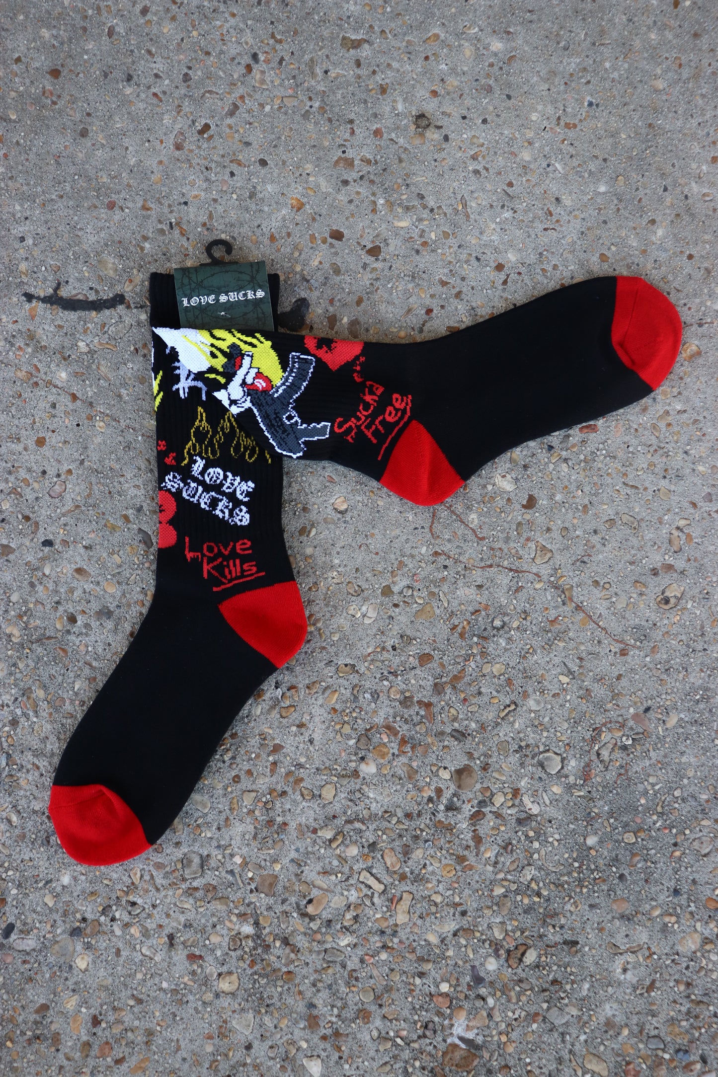 LOVE SUCKS SOCK in BLACK