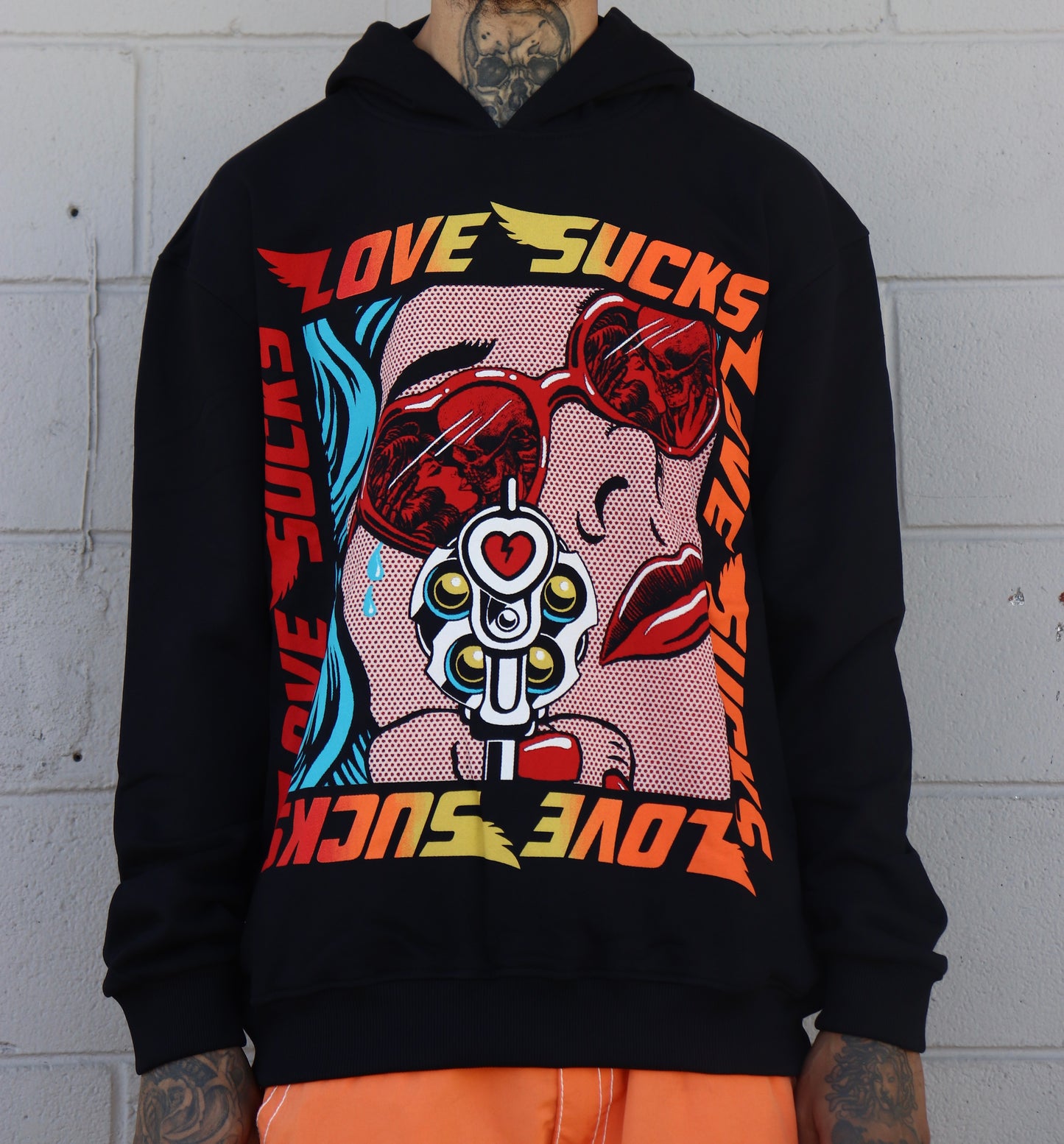 LOVE SUCKS COMIC HOODIE in BLACK