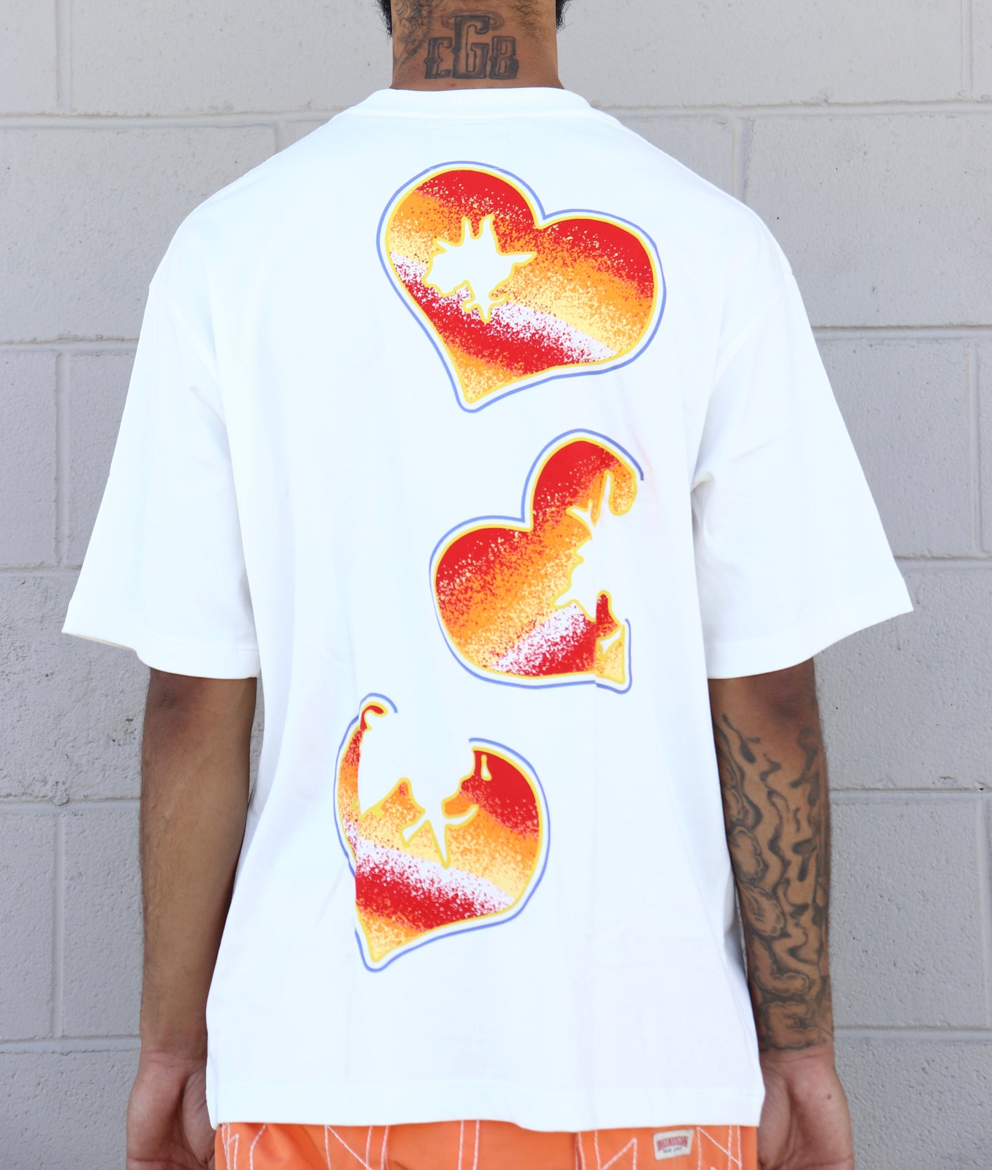 LOVE SUCKS ANGEL TEE in WHITE